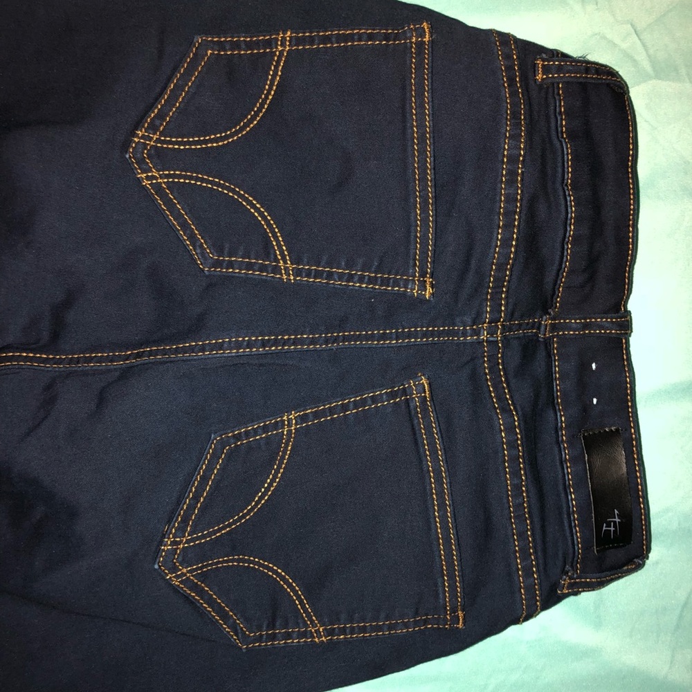 jeans